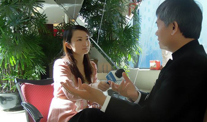 “张国荣逝世17周年:有一种温柔叫张国荣 有一种尊称叫哥哥”