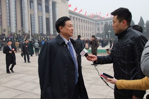 “被疑开小号立人设?罗志祥方回应分手 周扬青回应:分享给喜欢我的人”