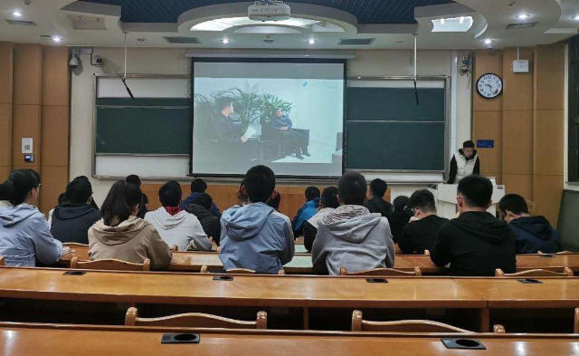 “《名侦探学院2》高能剧本杀今日上线 撒贝宁蒲熠星师徒隔空相认”