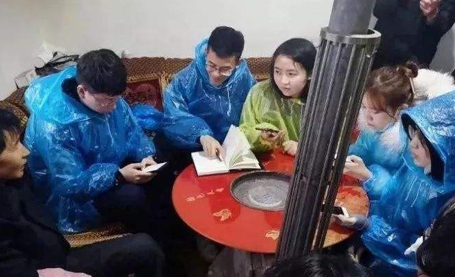 “《向往的生活》第4季定档 黄磊何炅彭昱畅张子枫重聚”