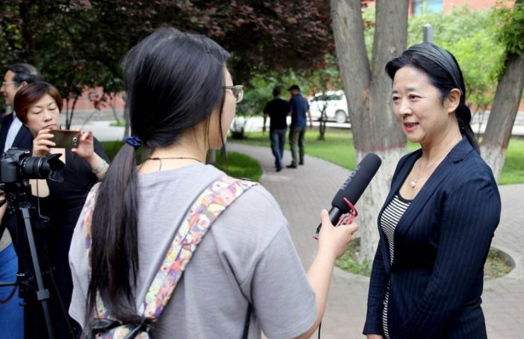 “存量房贷利率挂钩LPR即将生效 房贷族感欣慰”