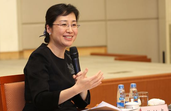 “好友声称艾梅伯未被家暴，或因受到德普律师强迫作伪证”