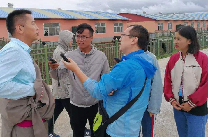 “李嘉铭刘泳希领证是如何回事?什么情况?终于真相了原来是这样!”